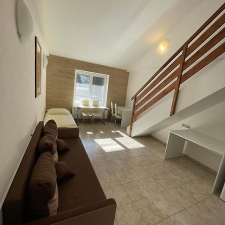 Hotel Prom Svoboda nad Upou Ngoại thất bức ảnh