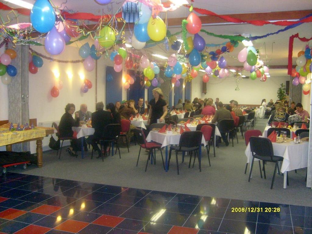 Hotel Prom Svoboda nad Upou Ngoại thất bức ảnh